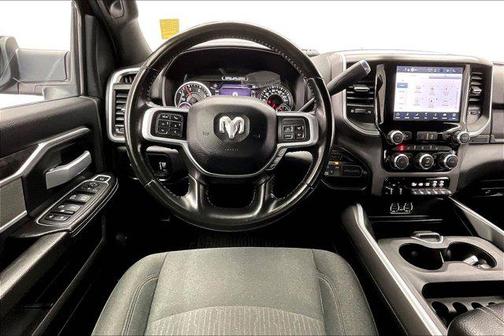 2022 RAM 3500 Big Horn Crew Cab 4x4 8' Box