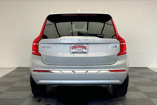 2022 Volvo XC90 T6 Inscription