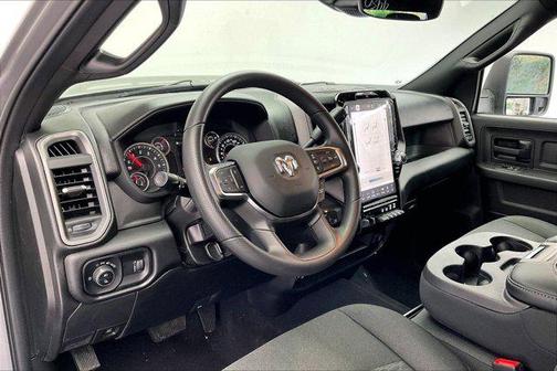 2026 RAM 2500 Black Express Crew Cab 4x4 6'4' Box