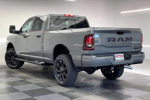 2026 RAM 2500 Black Express Crew Cab 4x4 6'4' Box