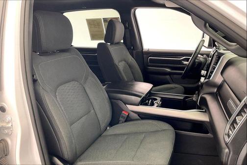Bright White Clearcoat 2025 RAM 1500 Big Horn/Lone Star