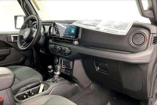 Granite Crystal Metallic Clearcoat 2026 Jeep Wrangler Rubicon