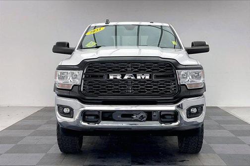 2021 RAM 2500 Tradesman Crew Cab 4x4 6'4' Box
