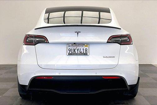 2022 Tesla Model Y Performance Dual Motor All-Wheel Drive