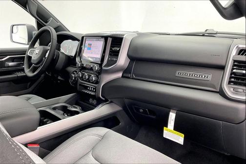 PW7 Bright White Clear Coat 2026 RAM 1500 Big Horn/Lone Star