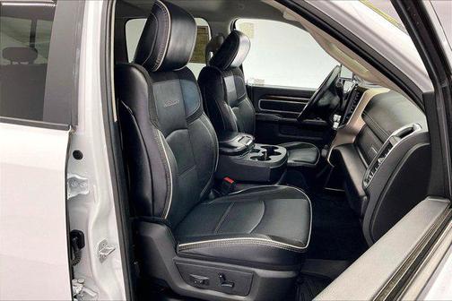 2024 RAM 2500 Laramie Crew Cab 4x4 6'4' Box