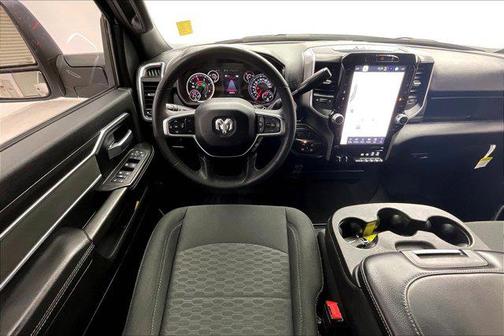 Bright White Clearcoat 2025 RAM 2500 Big Horn Crew Cab 4x4 6'4' Box