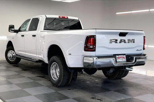 2026 RAM 3500 Tradesman Crew Cab 4x4 8' Box