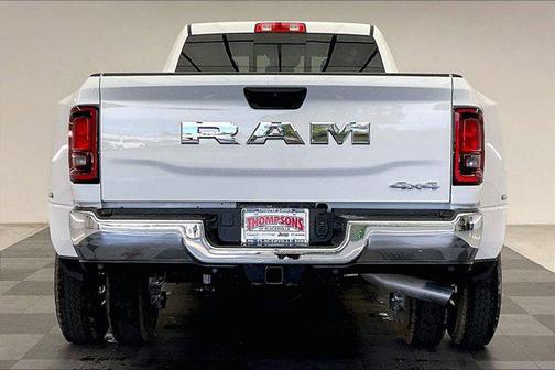 2026 RAM 3500 Tradesman Crew Cab 4x4 8' Box