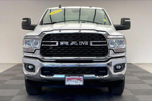 2023 RAM 2500 Big Horn Crew Cab 4x4 8' Box