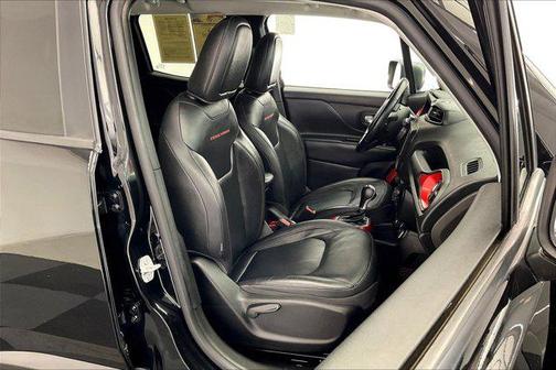 2019 Jeep Renegade Trailhawk