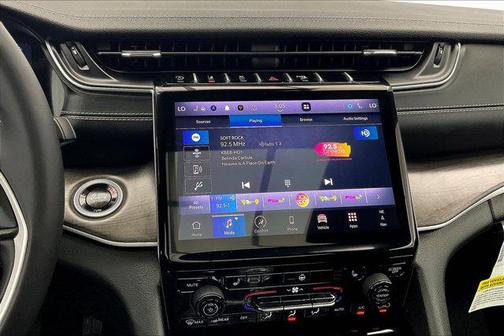 2024 Jeep Grand Cherokee Limited X