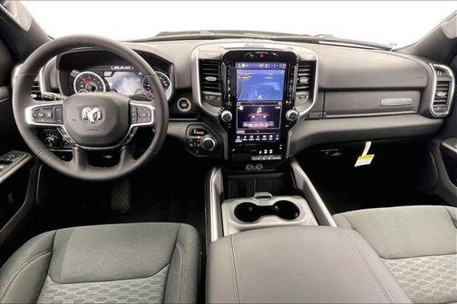 PJ7 Canyon Lake 2026 RAM 1500 Big Horn/Lone Star