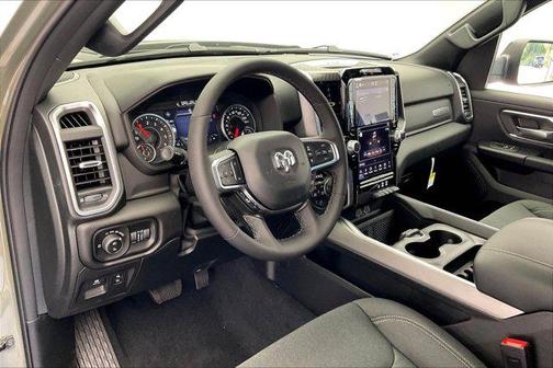 PJ7 Canyon Lake 2026 RAM 1500 Big Horn/Lone Star