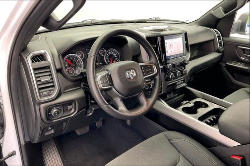 Bright White Clearcoat 2026 RAM 1500 Big Horn/Lone Star