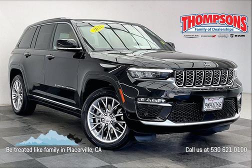 Diamond Black Crystal Pearlcoat 2022 Jeep Grand Cherokee 4xe Summit