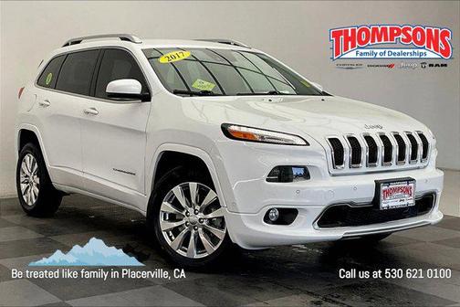Bright White Clearcoat 2017 Jeep Cherokee Overland
