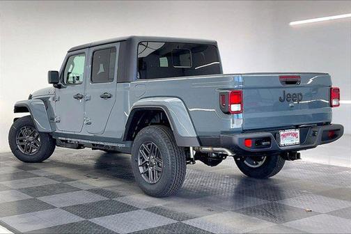 2026 Jeep Gladiator Sport S