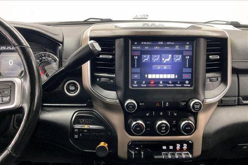 2020 RAM 2500 Laramie Crew Cab 4X4 6'4' Box