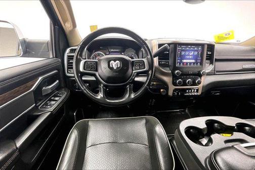 2020 RAM 2500 Laramie Crew Cab 4X4 6'4' Box