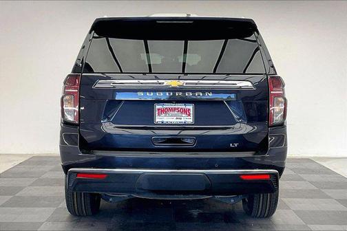 2024 Chevrolet Suburban LT