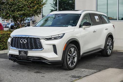 2025 INFINITI QX60 Luxe