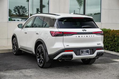 2025 INFINITI QX60 Luxe