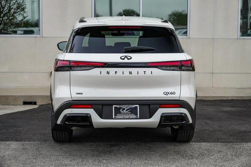 2025 INFINITI QX60 Luxe