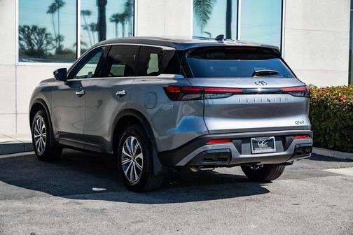 2025 INFINITI QX60 Pure
