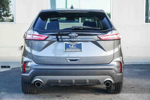 2021 Ford Edge Titanium