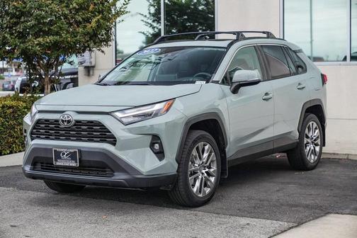 2022 Toyota RAV4 XLE Premium