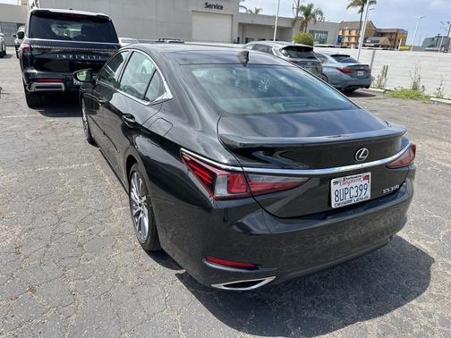 2021 Lexus ES 350 Base
