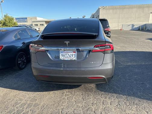 2020 Tesla Model X Long Range