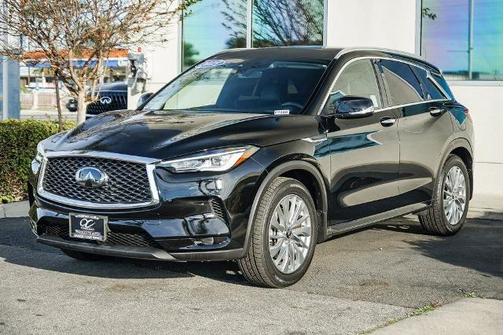2023 INFINITI QX50 LUXE