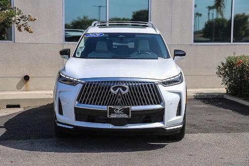 Radiant White 2026 INFINITI QX60 Luxe