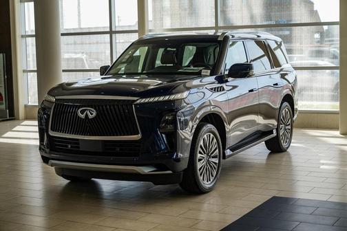 2025 INFINITI QX80 Luxe