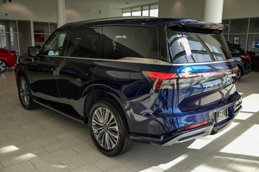 2025 INFINITI QX80 Luxe