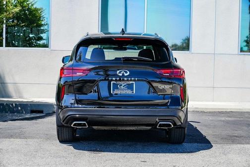 2022 INFINITI QX50 Luxe