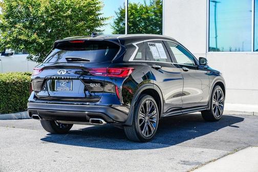 2022 INFINITI QX50 Luxe