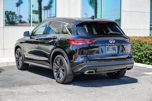 2022 INFINITI QX50 Luxe