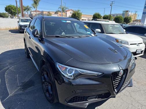 2022 Alfa Romeo Stelvio Veloce