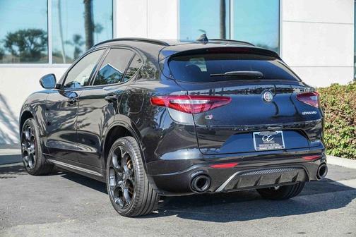 2022 Alfa Romeo Stelvio Veloce