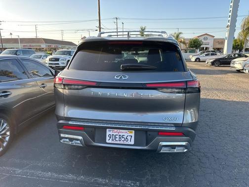 2022 INFINITI QX60 SENSORY
