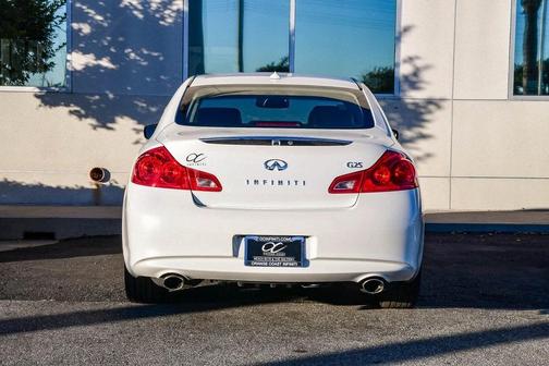 2012 INFINITI G25 Journey
