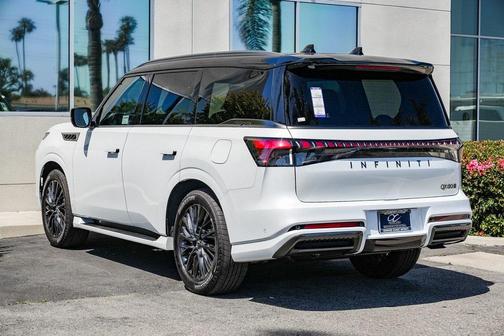 2025 INFINITI QX80 AUTOGRAPH
