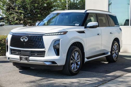 2026 INFINITI QX80 PURE