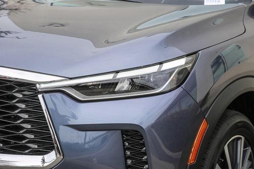 2025 INFINITI QX60 SENSORY