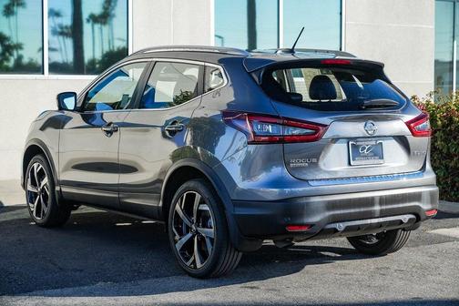 2020 Nissan Rogue Sport SL