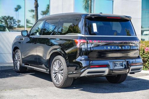 2025 INFINITI QX80 Luxe