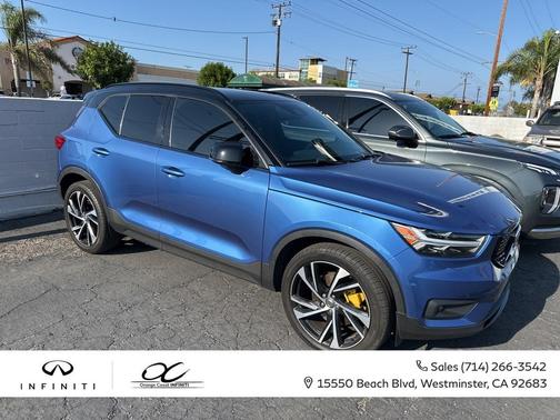2020 Volvo XC40 T5 R-Design